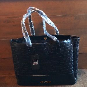 👜MKF Collection by Mia K. Black croc-embossed Tote